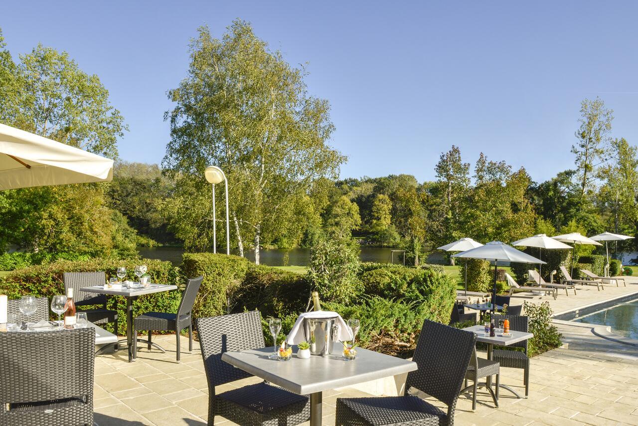 Logis Hotel Val De Vienne Le Vigeant Εξωτερικό φωτογραφία