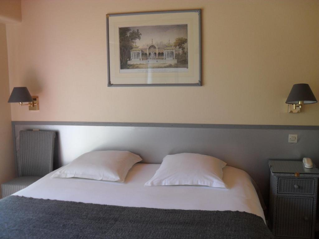 Logis Hotel Val De Vienne Le Vigeant Δωμάτιο φωτογραφία