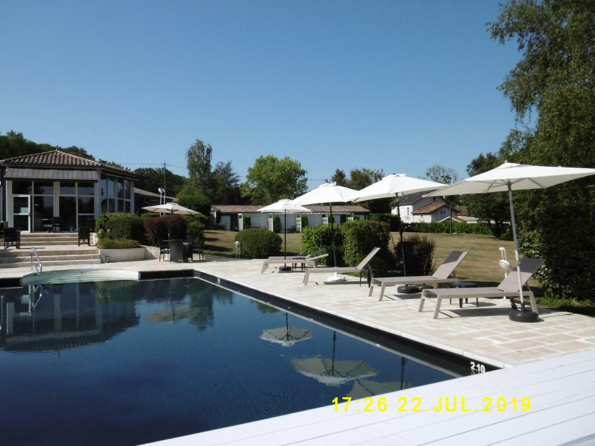 Logis Hotel Val De Vienne Le Vigeant Εξωτερικό φωτογραφία