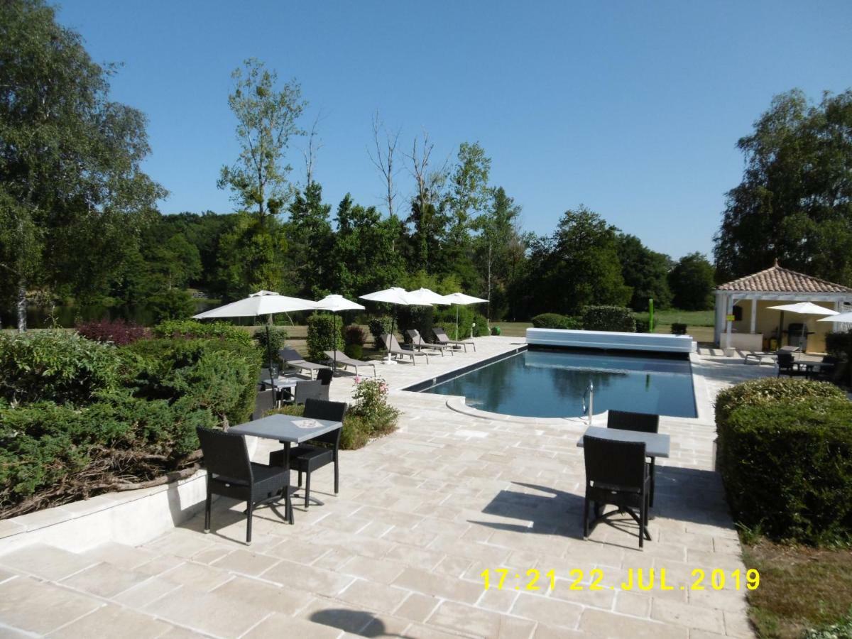 Logis Hotel Val De Vienne Le Vigeant Εξωτερικό φωτογραφία