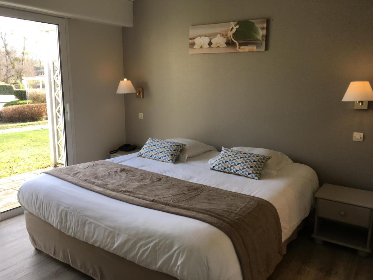 Logis Hotel Val De Vienne Le Vigeant Εξωτερικό φωτογραφία